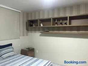 Excelente casa 300m2 em Bairro Nobre perto de tudo - Image 2