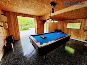 Chalet en Bois Rond au bord de l'eau - spa privé & billard - Mauricie, Portneuf - Québec - Image 3