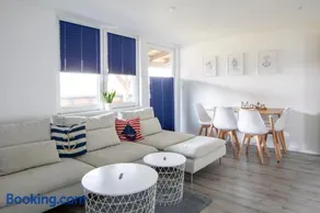 Ferienhaus Annika in Schillig-Horumersiel mit 8 modernen Wohnungen - Image 1