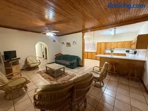Bushveld Inn Guest House - Image 1