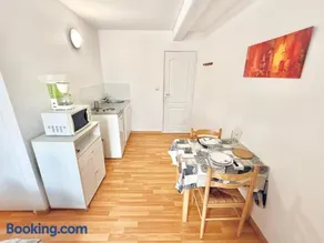Studio Confort - Parking - 10 min Airbus - Image 3