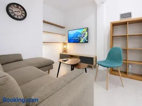 3BR 3BA Bugibba Apt & AC & 3 Balconies & Wi-Fi - Image 2