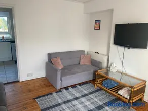 Charlies House Newmarket - 3 bedroom - Image 4