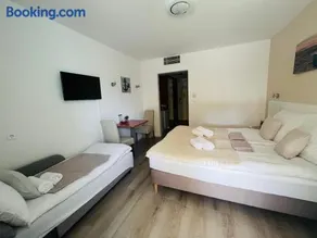 Szárszó Holiday Apartman - Image 5