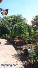 Fülöp Villa Apartmanház - Image 2