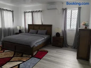 Paradise Inn - Image 2