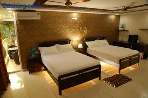 Riverside Inn Homestay - Image 2
