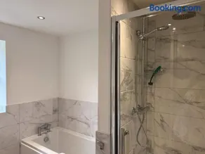 Low Street Escape 3 Bed, Sleeps 9, Gated Drive, WiFi, Contractors - Image 4