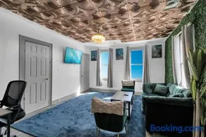 Large 6BR Buffalo Home Sleeps 14 Pet Friendly Near Broadway Market - Image 2