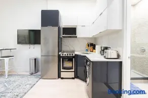 317-4A NEW Modern 1BR W&D Walk to Central Park - Image 4