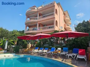 Beachfront Apartments Lucija-Seget Vranjica -Trogir - Image 3