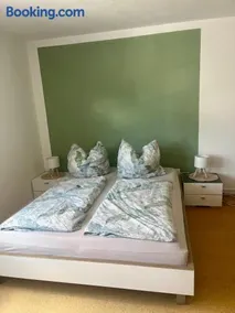 Ferienwohnung Nähe Autobahn Ruhige Lage für Familien & Monteure - Image 1