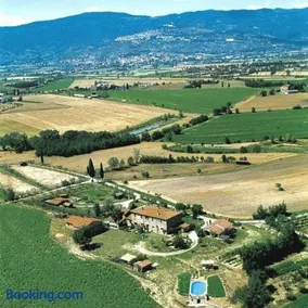 Cortona Gabolina e Turata Holiday Home - Image 1