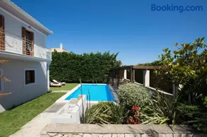 Aeriko Homes of Distinction - Image 3