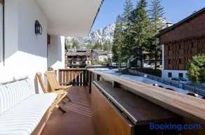 Splendido appartamento a due passi dal centro con terrazza e garage - Image 2