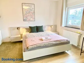 Ruhige Gästezimmer in Bonn mit Gemeinschaftsbad & Küche - Image 1