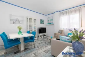 ApartUP Patacona Azzure - Image 1