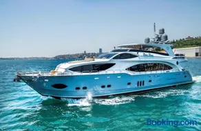 Albaker Tour VIP Yacht - Image 3
