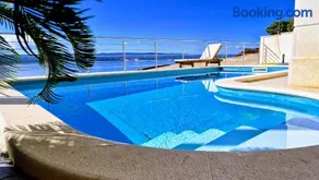 Villasanta De Luxe Apartments with Pool - Image 1
