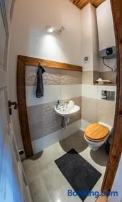 Minifaktúra Loft Apartman & Reggeliző és Ételbár - Image 2