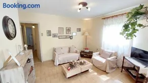 Lourantos Studios & Apartments - Image 5