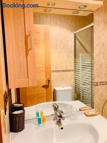 Hostal Restaurante MarRojo Sanabria - Image 2