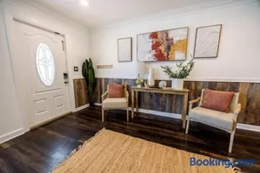 Beach Breeze Inn - Image 1