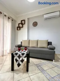 Ecco Apartments I - Image 2