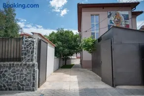 Къща за гости Фолис - Image 4
