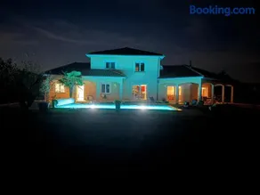 Villa avec piscine - Image 1