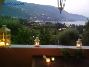 Bella Vista - Image 1