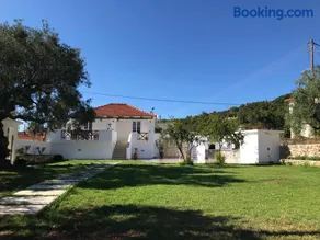 Kouzoulis House - Image 1