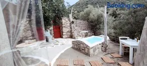 Kamihis Farm House Experience - Image 2