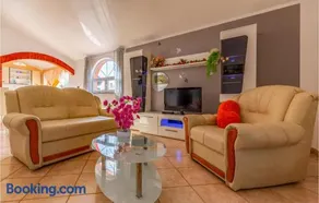 Nice Home In Sisan With Wifi - Image 2