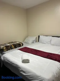 Romantic Guest Rooms - Image 3