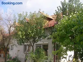 REB/MAR RomSpa - Image 1