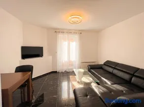 Charmante maison à Villeneuve-sur-Yonne - 94 m² avec 3 chambres - Image 2
