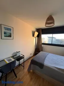 Chambre vue parc chez l'habitant - Image 1