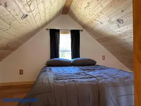 Mountains Edge Bungalow - Image 2