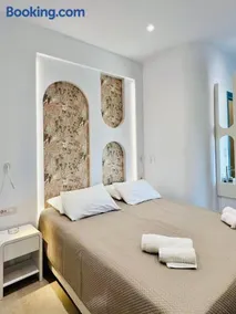 Andros Tierra Apartments - Image 1