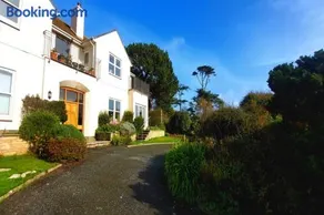 3 Linkside House, Thurlestone S Devon, near beach - Image 1