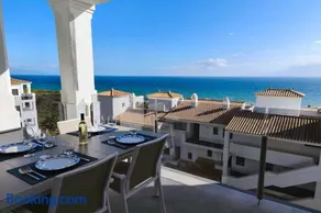 Blue Suites 204 - Image 2