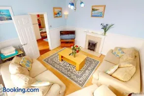 WOOLACOMBE HIBISCUS 2 Bedrooms - Image 3