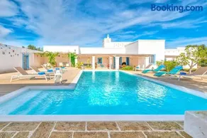 Masseria Tufo Bianco by Raro Villas - Image 1