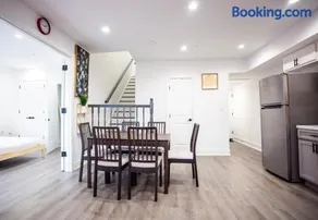 Elegant Petworth Escape 6 Bed Urban Retreat - Image 3