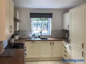 Clock Tower Cottage - Image 3