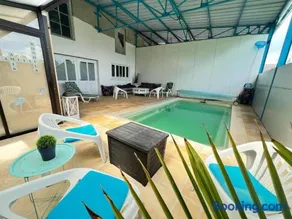 Chtx maison 7 pers jardin piscine - Image 3