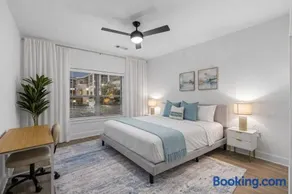 Luxury 1Br Suite, Pool, Gym, Wi-Fi, Balcony - Image 1