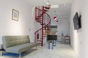 EVE's house 6 - Corinth center loft - Image 2