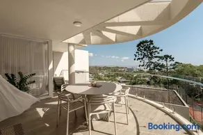 Exceptional Location with Iconic Noosa Views - Image 4
